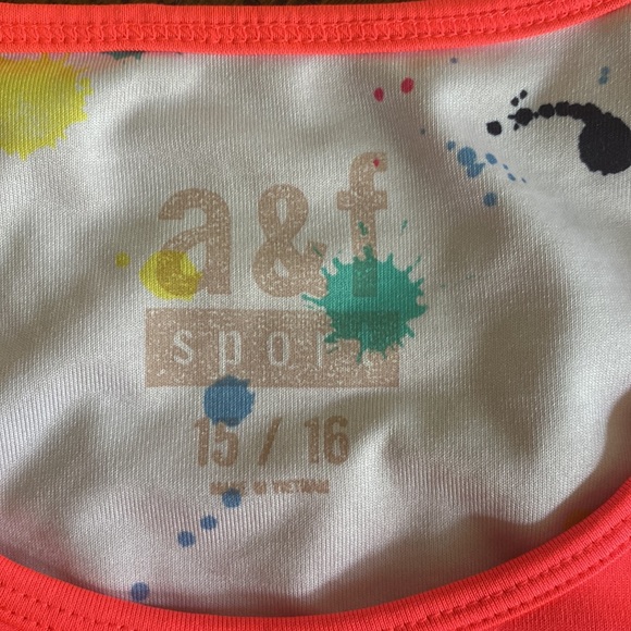 sports bra - Picture 3 of 3